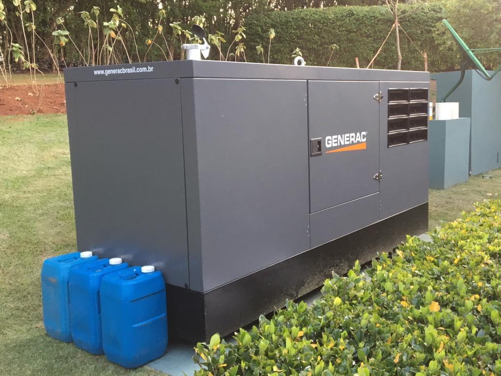 Gerador Generac da linha diesel: traseira, foto de obra